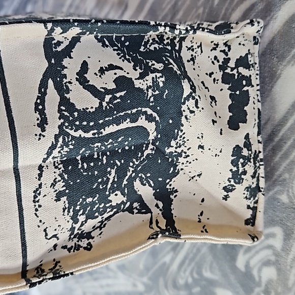 CHRISTIAN DIOR Canvas Tote DIORIVIERA Navy on Cream Canvas - Picture 12 of 13